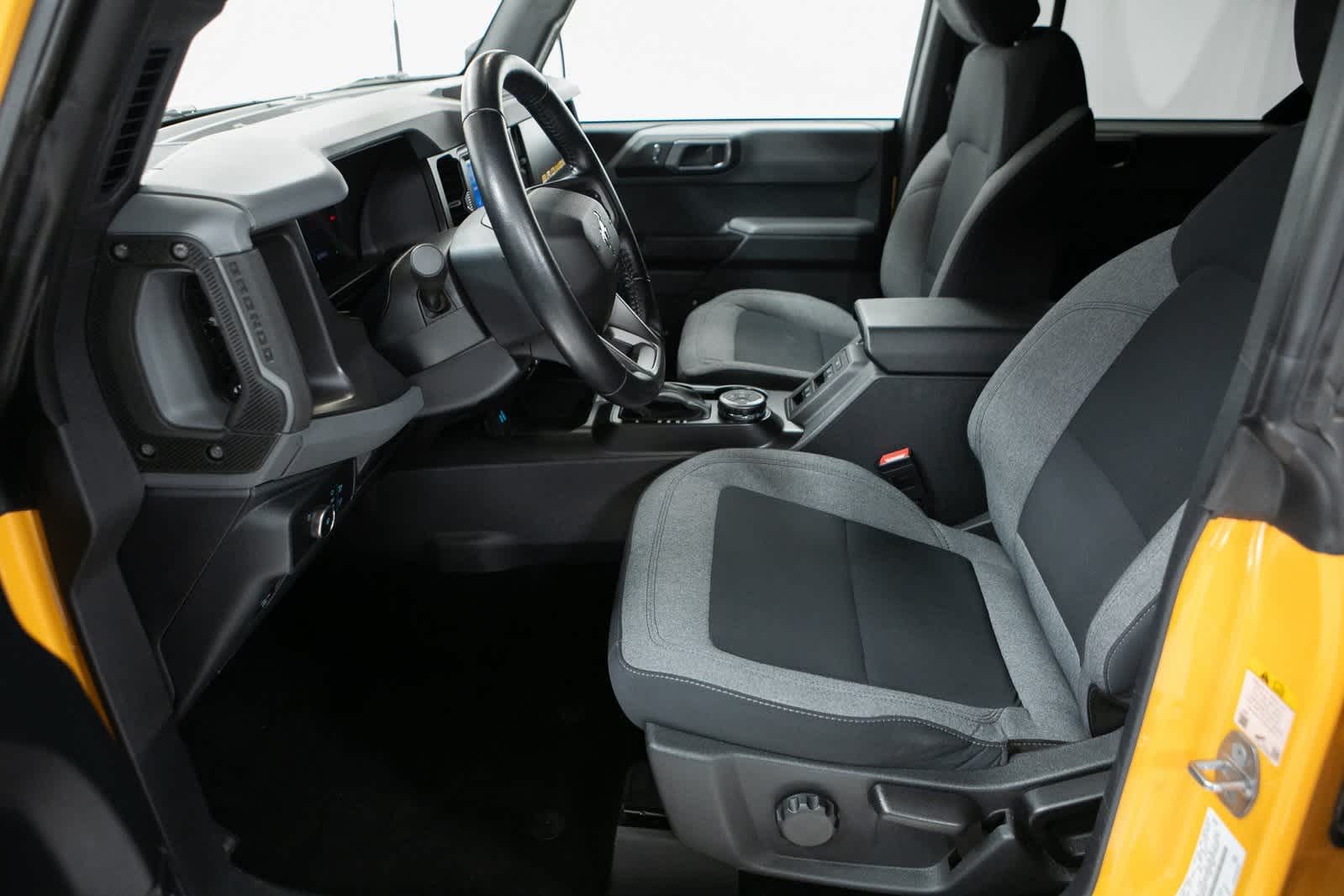 Thumbnail: 2022 Ford Bronco - 16