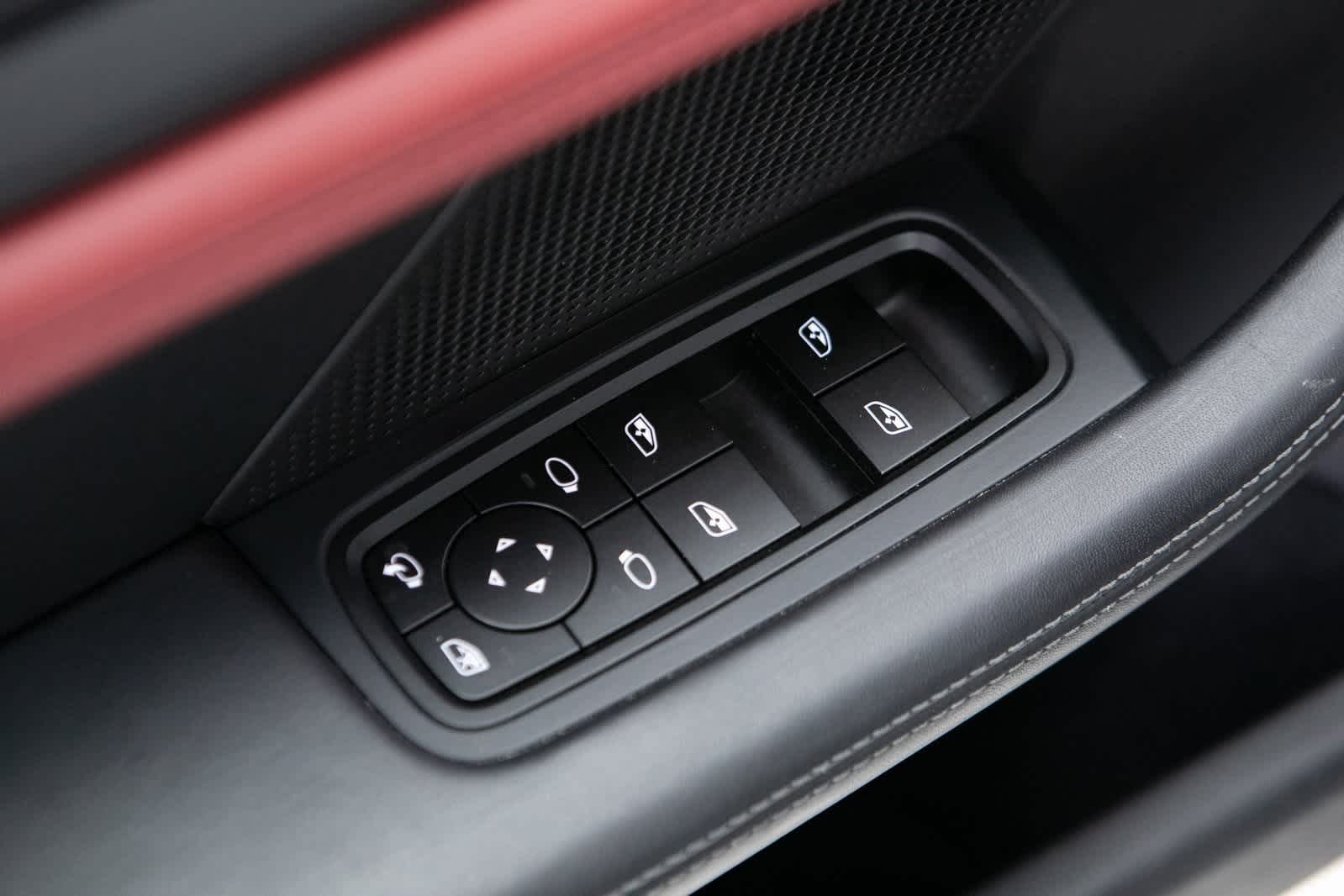 Thumbnail: 2024 Porsche Taycan - 18