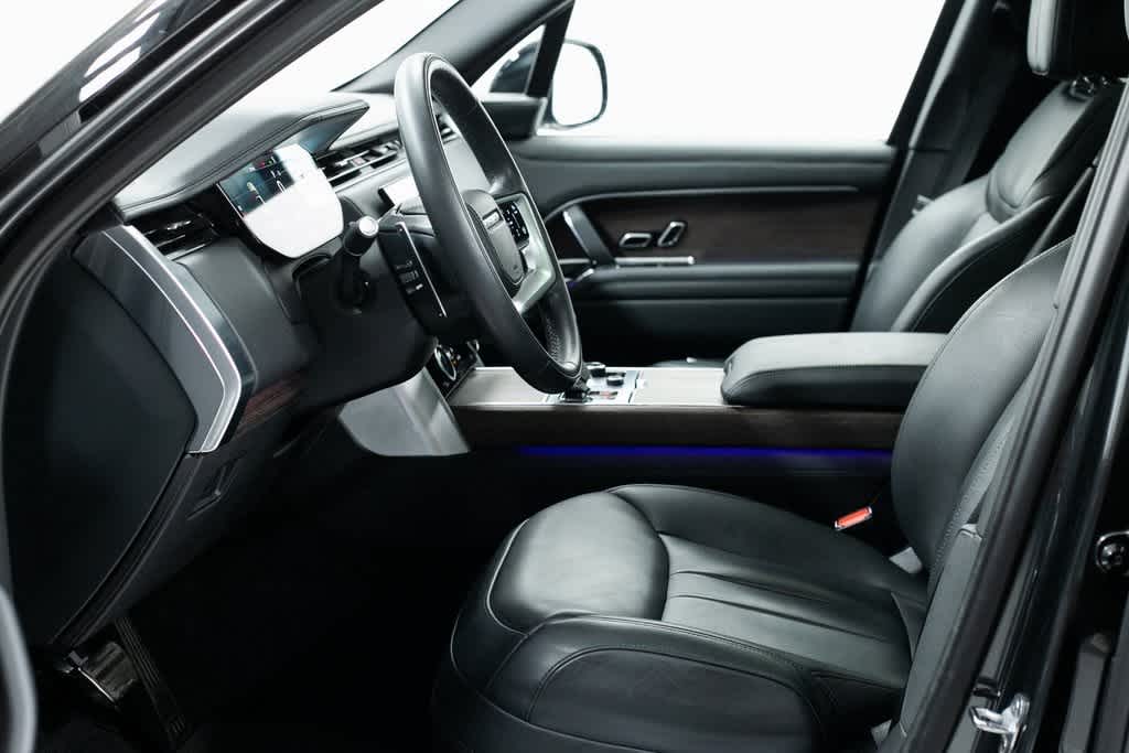 Thumbnail: 2023 Land Rover Range Rover - 15