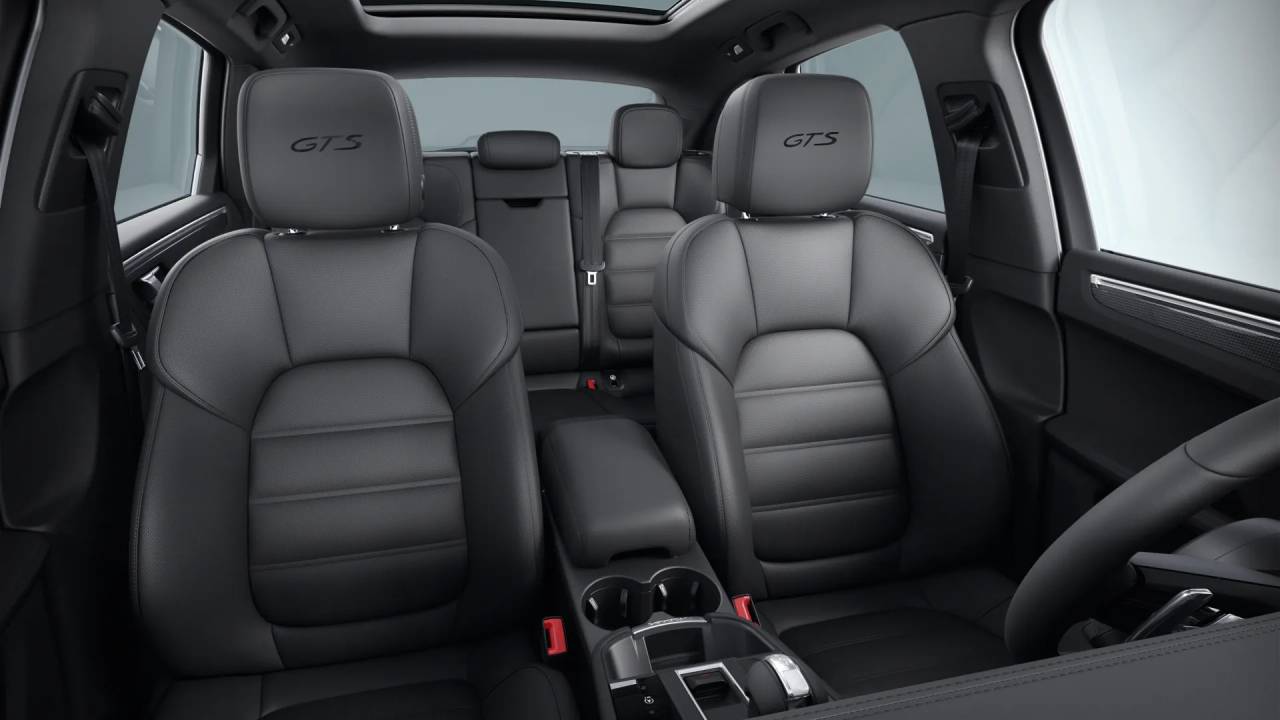 Thumbnail: 2026 Porsche Macan - 11