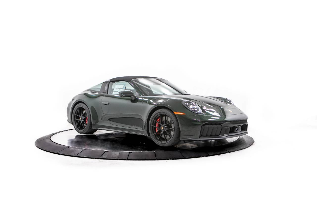 Thumbnail: 2026 Porsche 911 - 9