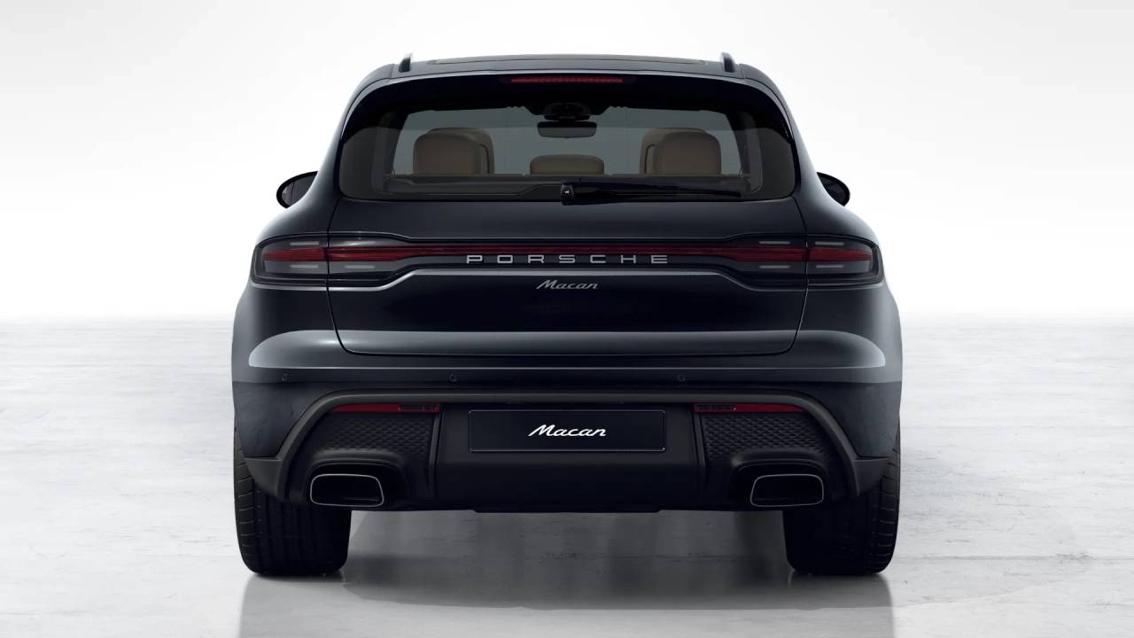 Thumbnail: 2026 Porsche Macan - 8