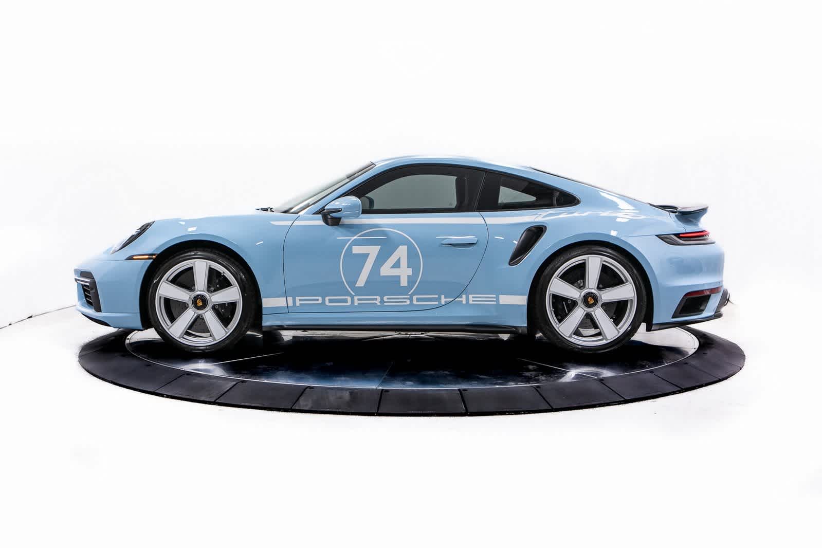 Thumbnail: 2025 Porsche 911 - 2