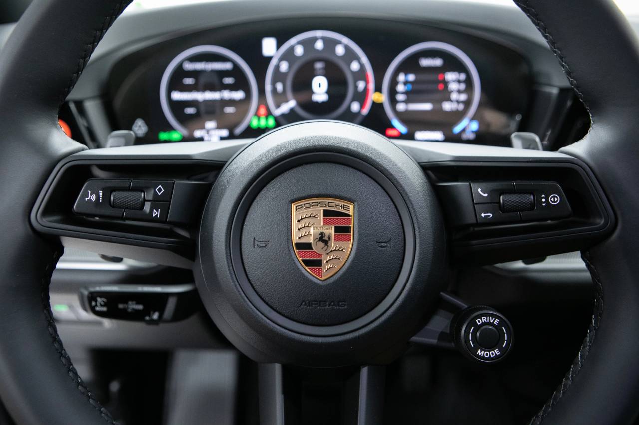 Thumbnail: 2026 Porsche  - 21