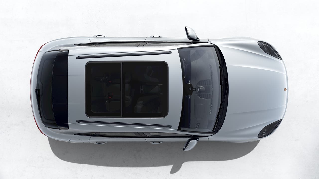 Thumbnail: 2026 Porsche Macan - 5