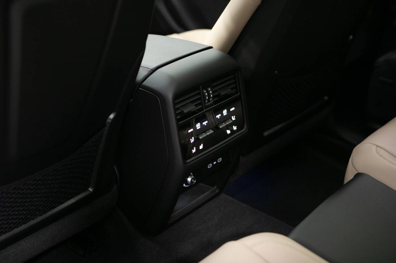 Thumbnail: 2026 Porsche  - 35