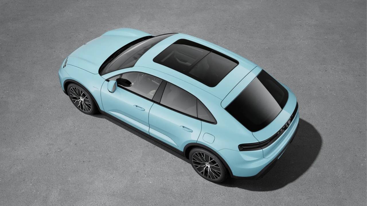 Thumbnail: 2025 Porsche Macan - 4