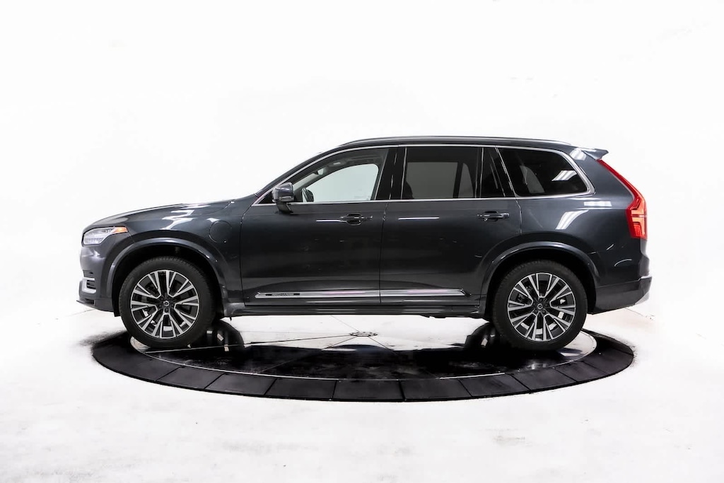 Used 2022 Volvo XC90 Recharge Plug-In Hybrid Inscription Expression SUV