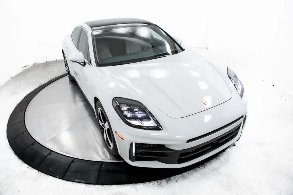 Thumbnail: 2025 Porsche Panamera - 38