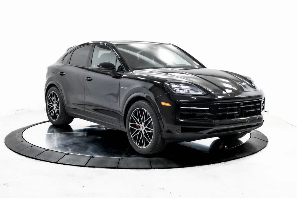Thumbnail: 2025 Porsche  - 9