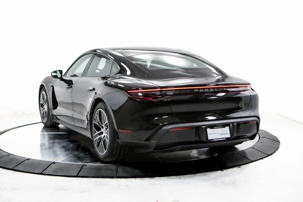Thumbnail: 2025 Porsche Taycan - 3