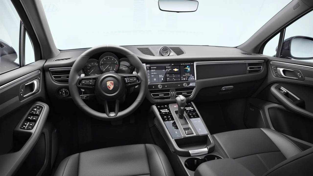 Thumbnail: 2026 Porsche Macan - 10