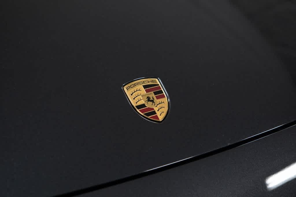 Thumbnail: 2025 Porsche Macan - 19