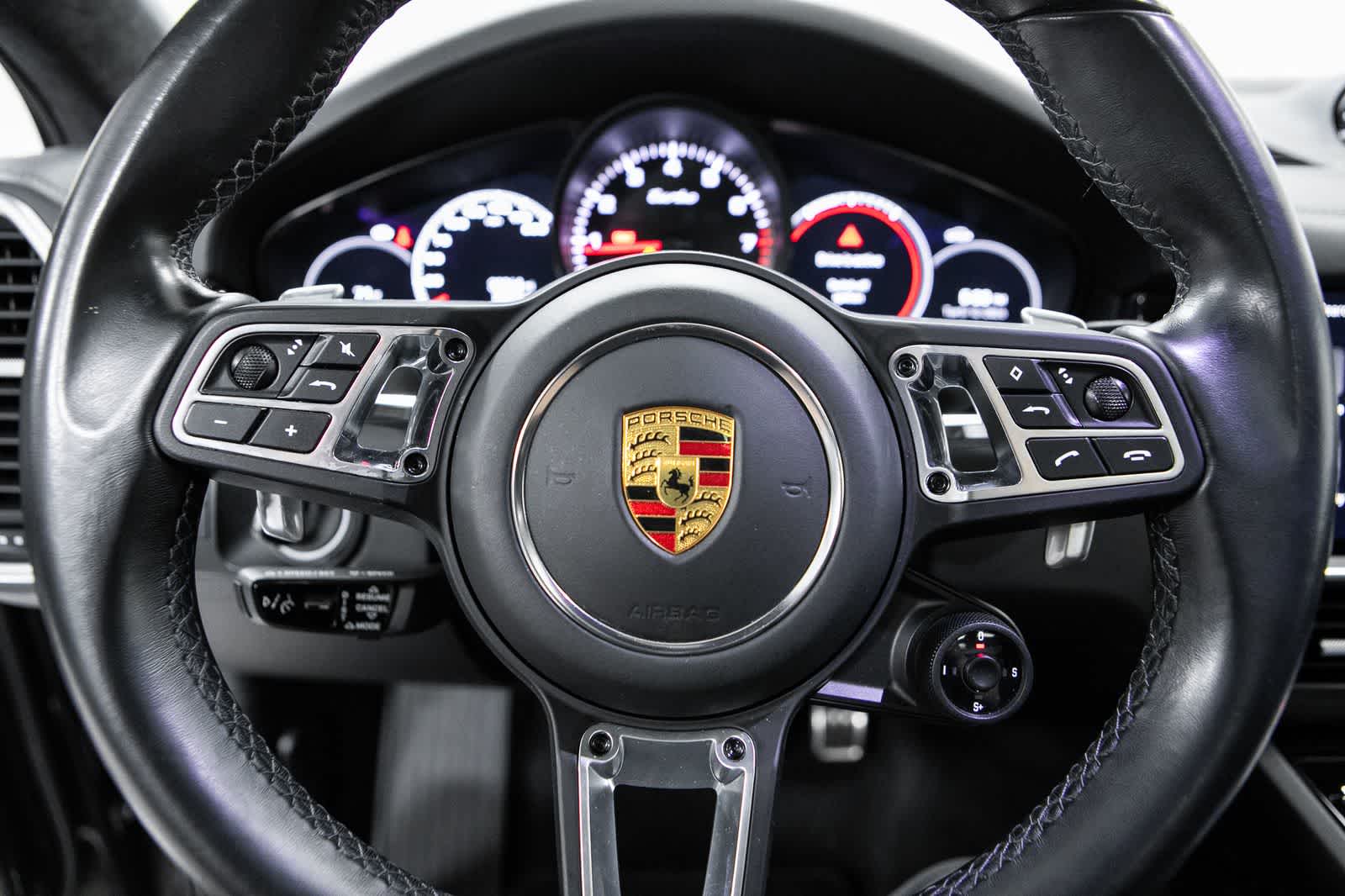 Thumbnail: 2022 Porsche Cayenne - 14