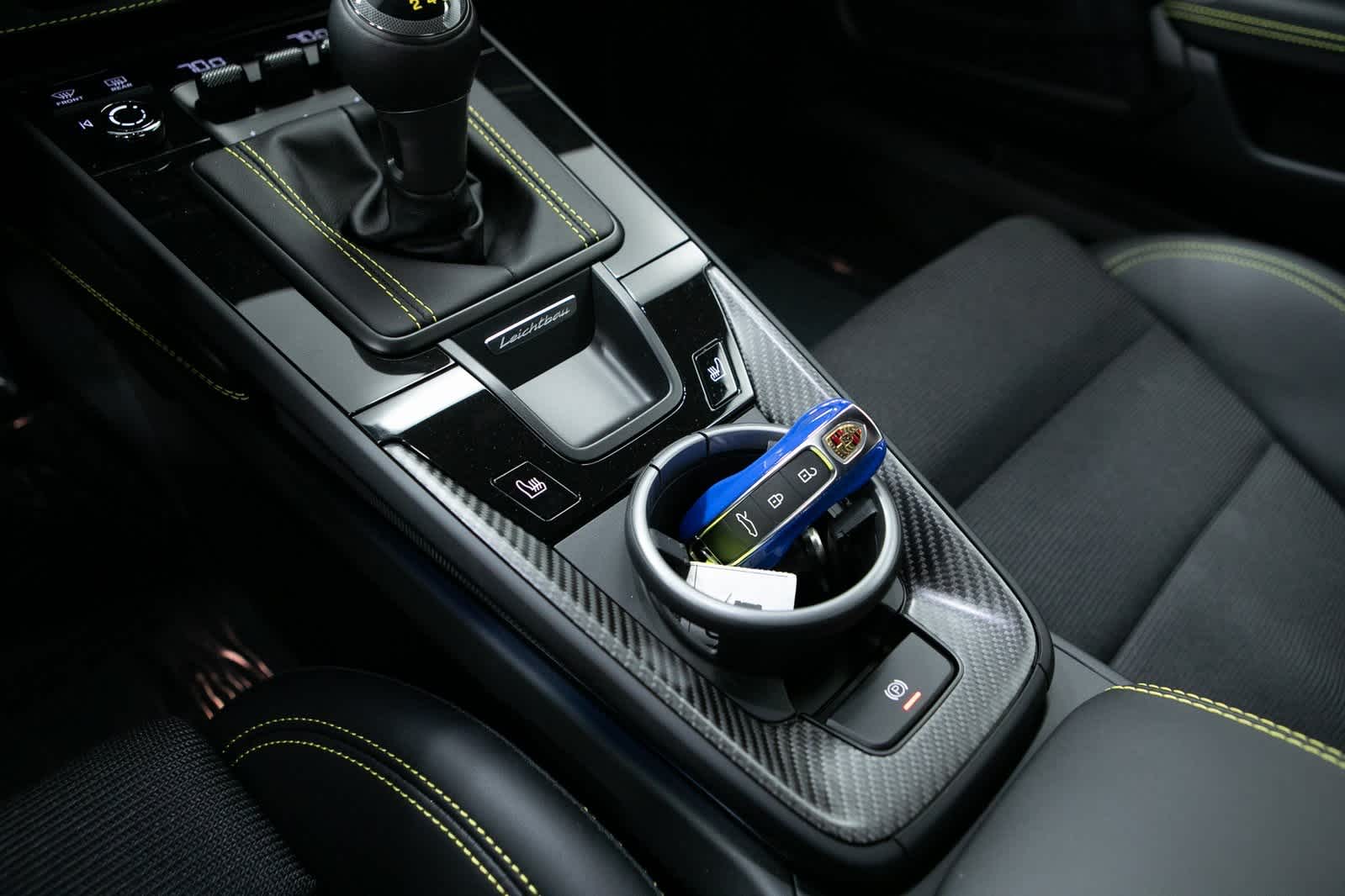 Thumbnail: 2025 Porsche 911 - 24