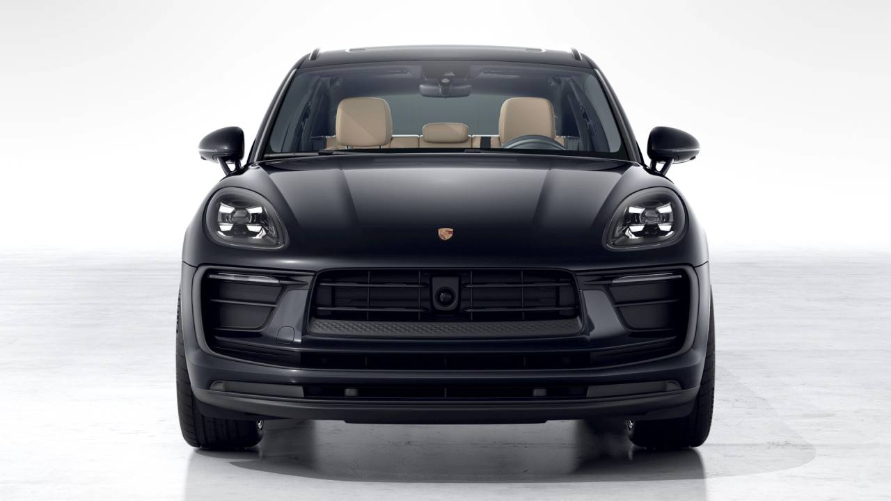 Thumbnail: 2026 Porsche Macan - 8