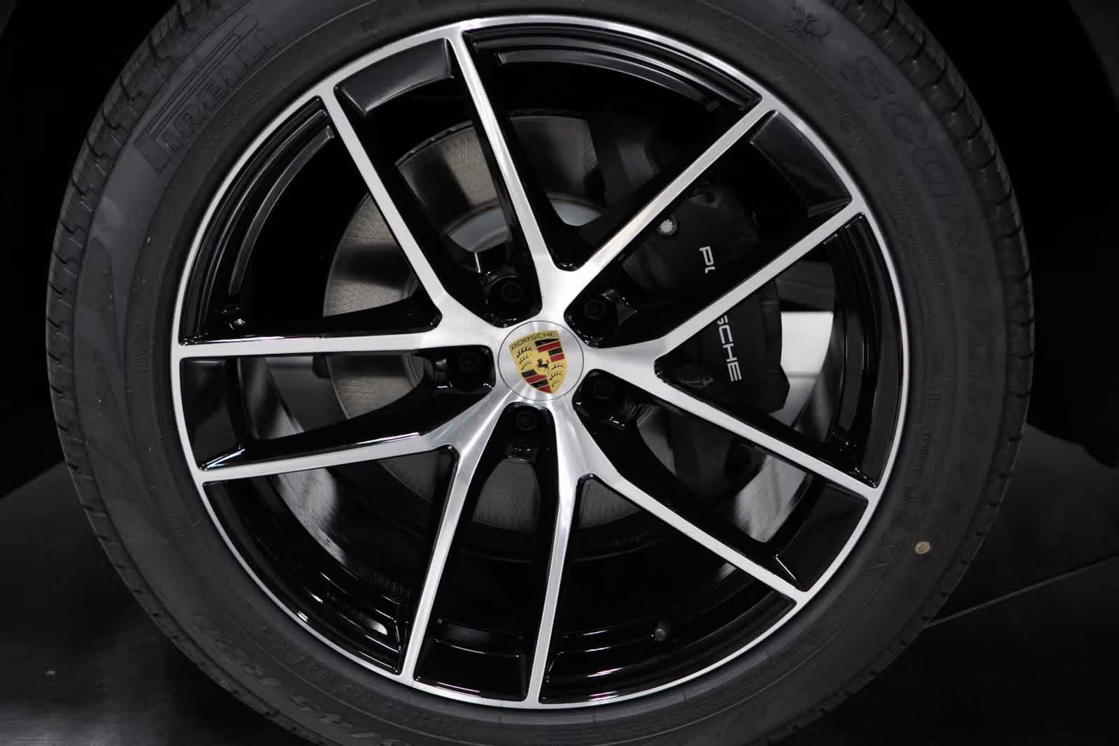 Thumbnail: 2025 Porsche Macan - 11