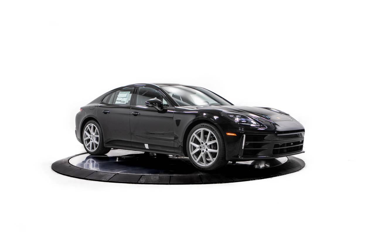 Thumbnail: 2026 Porsche Panamera - 9