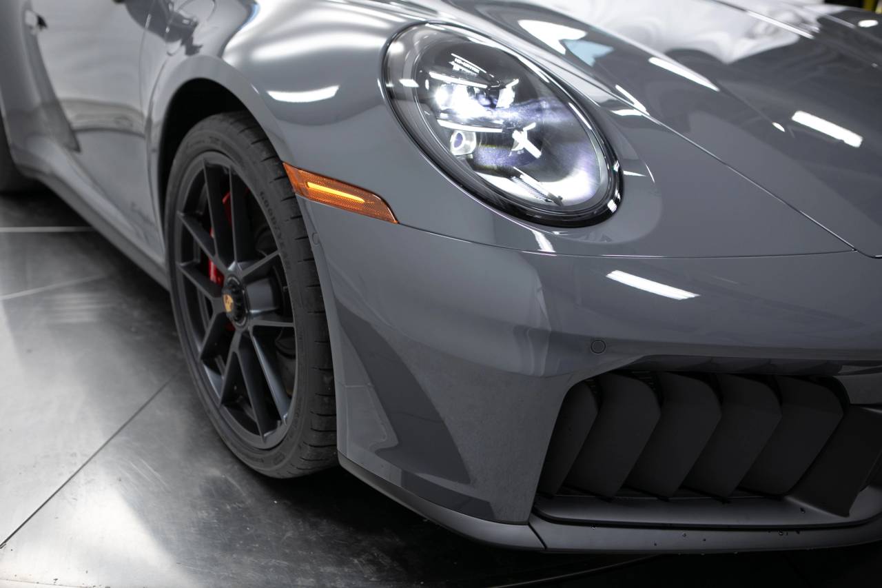 Thumbnail: 2026 Porsche 911 - 12