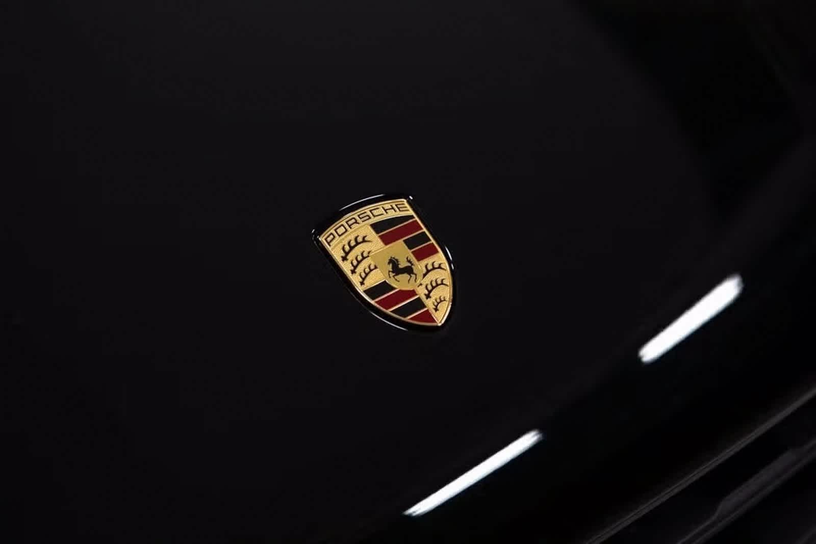 Thumbnail: 2025 Porsche Macan - 34