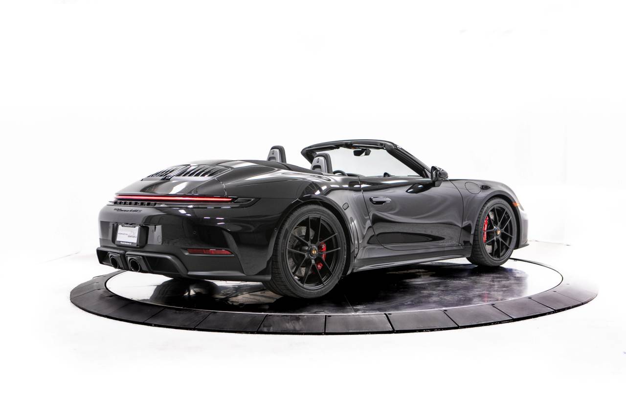 Thumbnail: 2026 Porsche 911 - 7