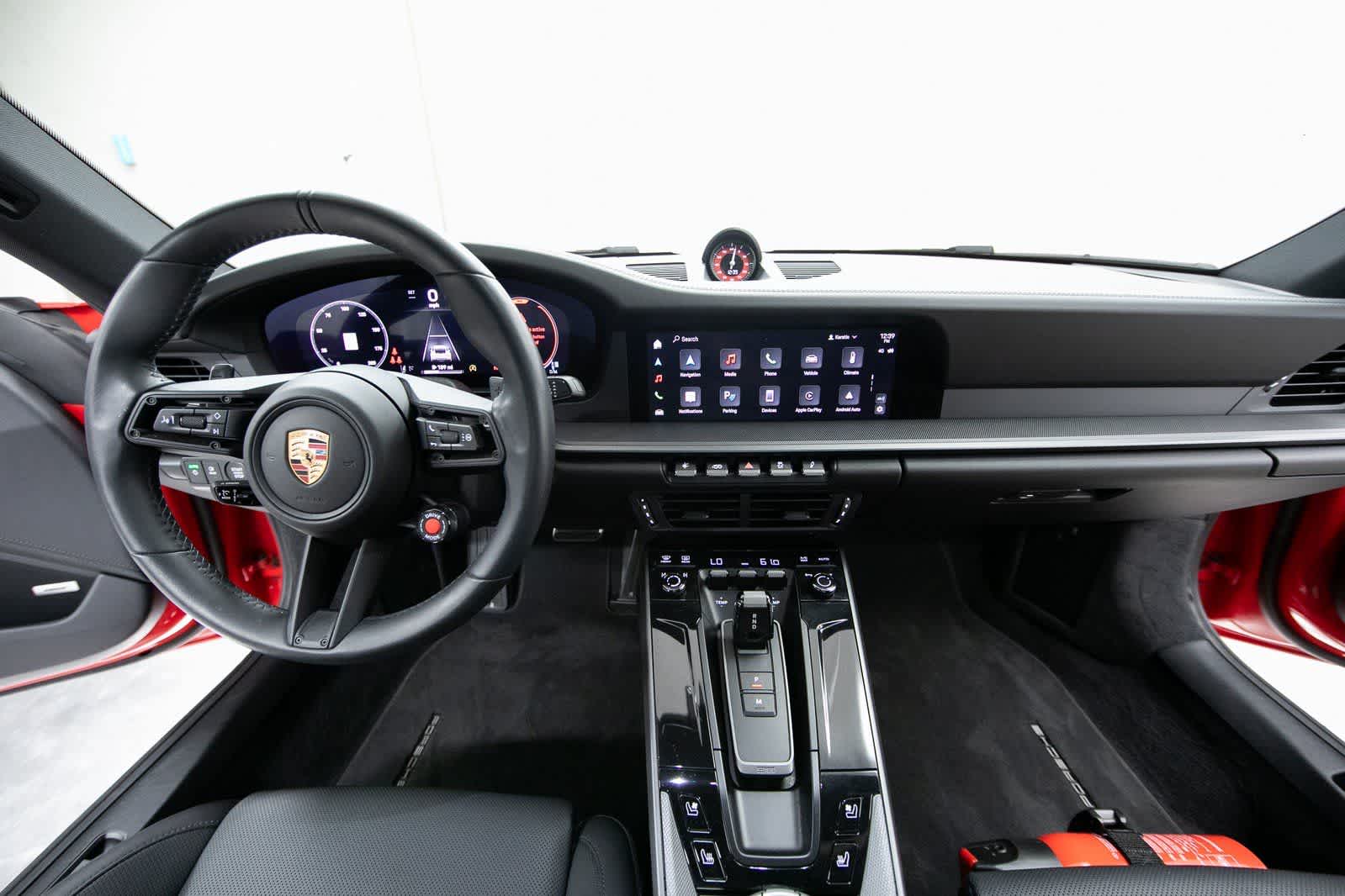 Thumbnail: 2025 Porsche 911 - 13