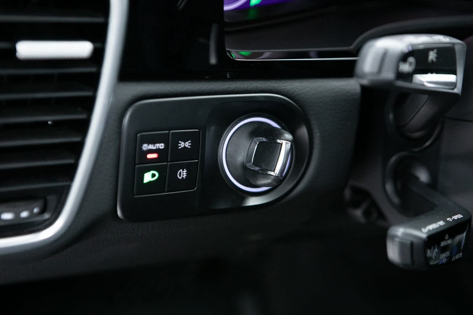 Thumbnail: 2022 Porsche Cayenne - 20