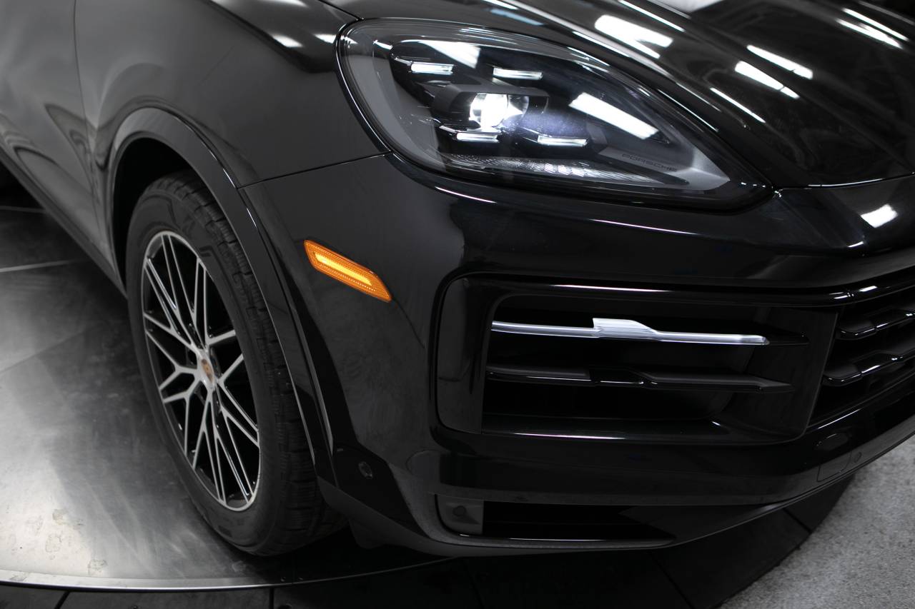 Thumbnail: 2026 Porsche Cayenne - 12