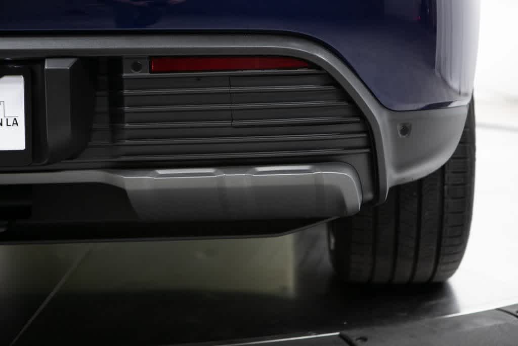 Thumbnail: 2025 Porsche Macan - 38