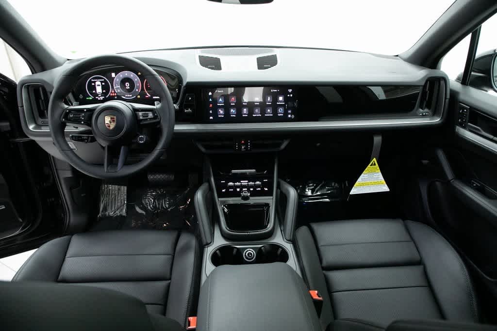 Thumbnail: 2025 Porsche Cayenne - 13
