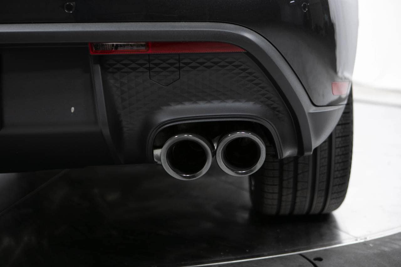 Thumbnail: 2026 Porsche Macan - 17