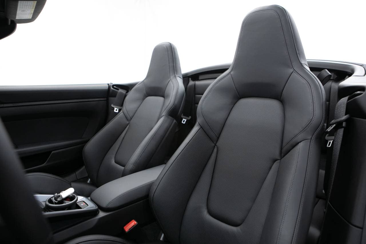 Thumbnail: 2026 Porsche 911 - 5