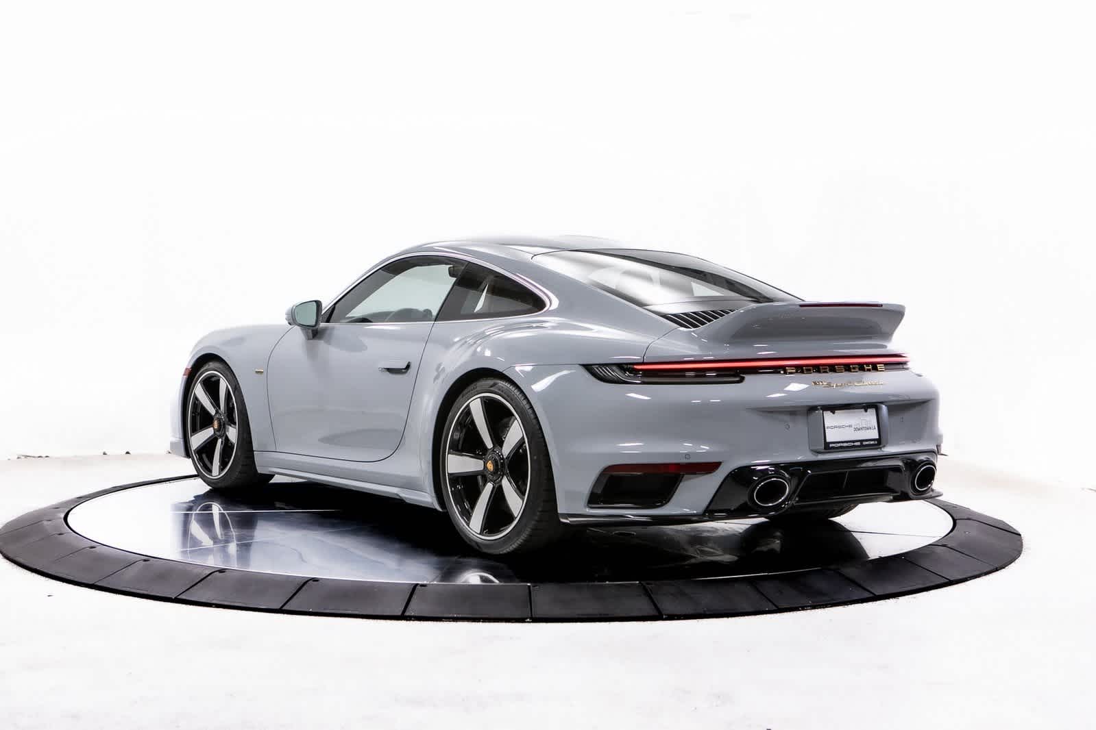 2023 Porsche 911 Sport Classic photo 3