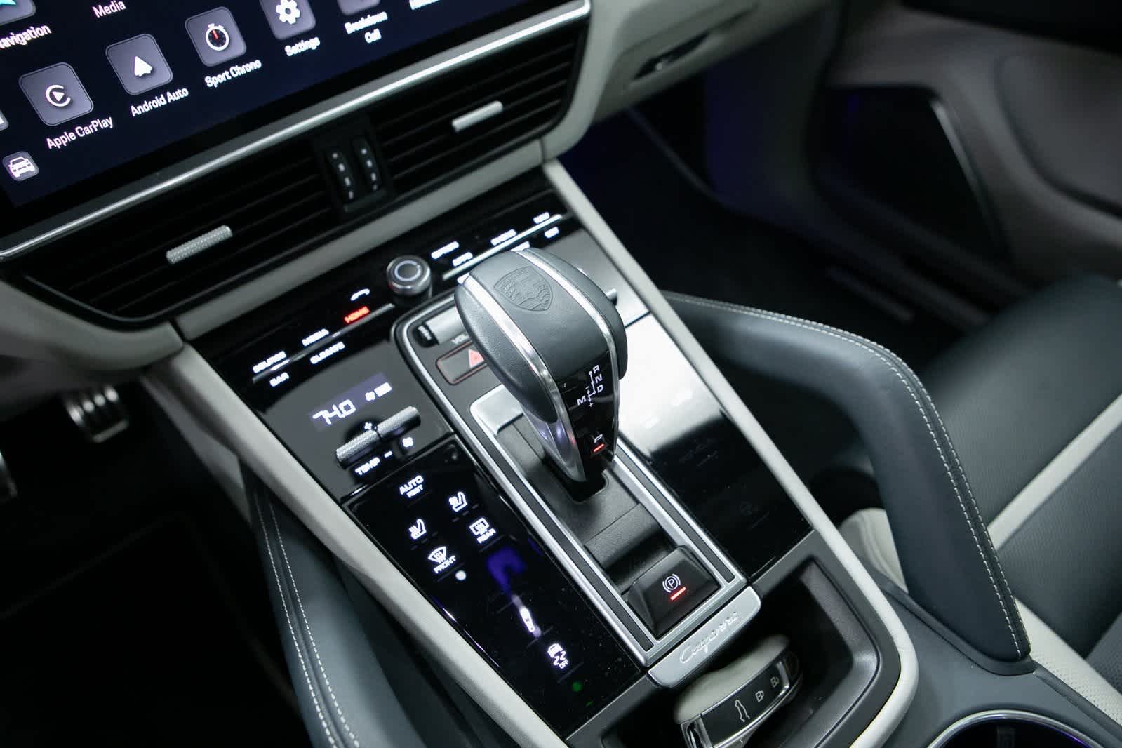 Thumbnail: 2023 Porsche Cayenne - 21