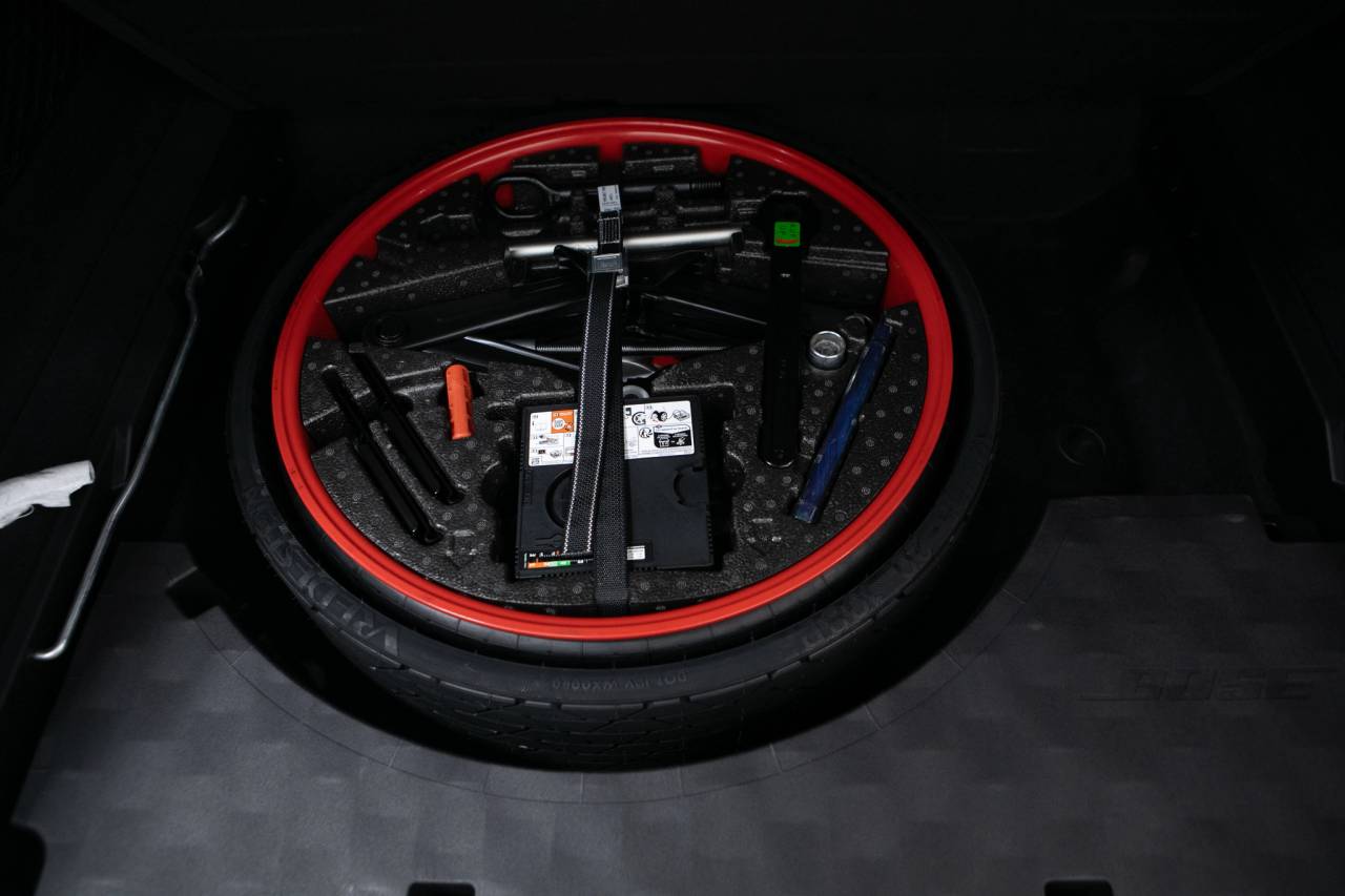 Thumbnail: 2026 Porsche Cayenne - 39