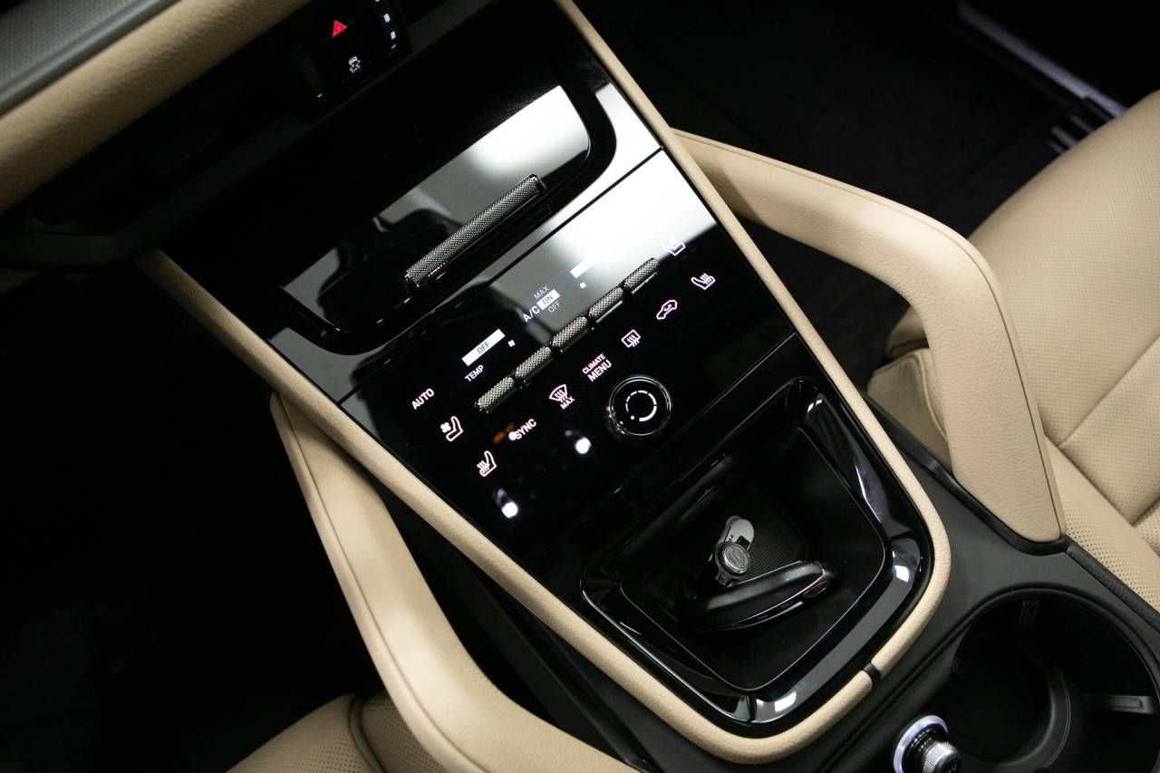 Thumbnail: 2026 Porsche Cayenne - 29