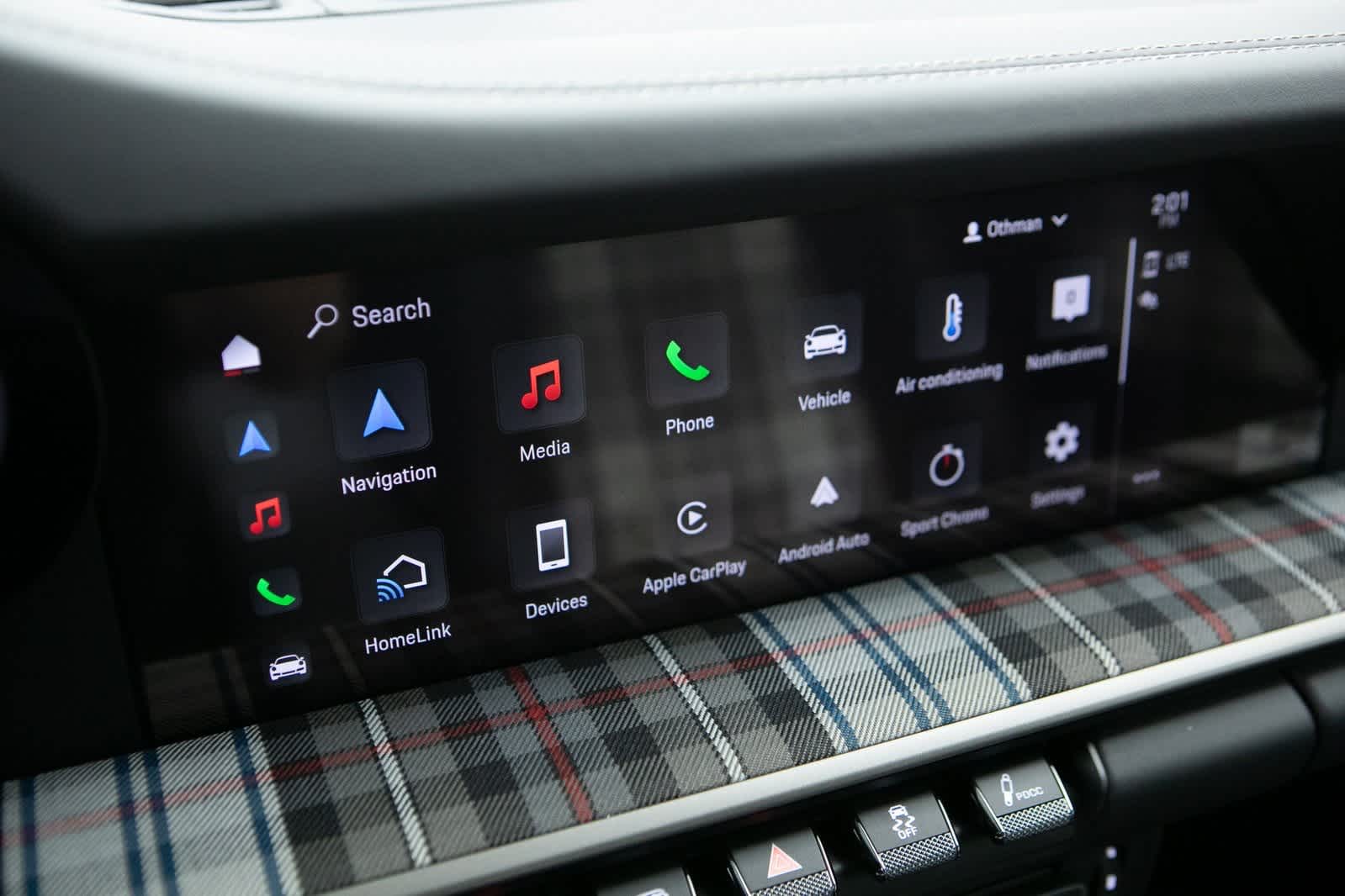 Thumbnail: 2025 Porsche 911 - 15