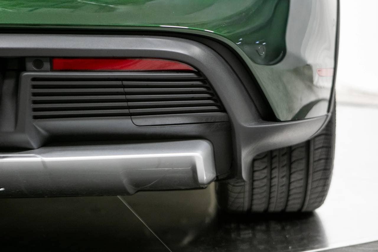 Thumbnail: 2026 Porsche Taycan - 17