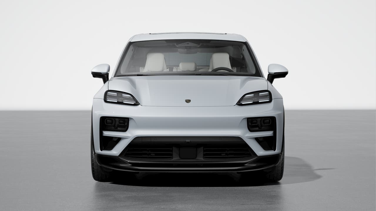 Thumbnail: 2026 Porsche Macan - 8