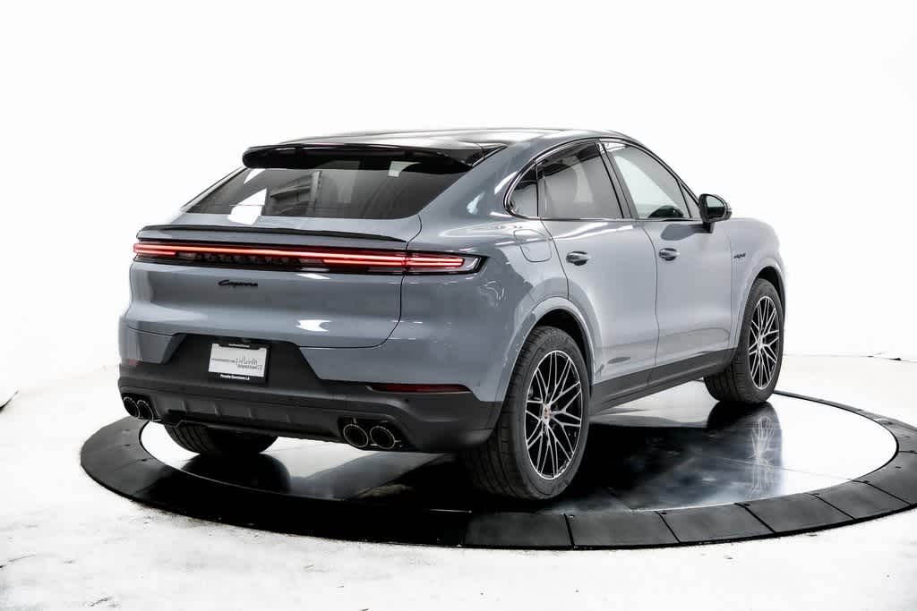Thumbnail: 2025 Porsche  - 7