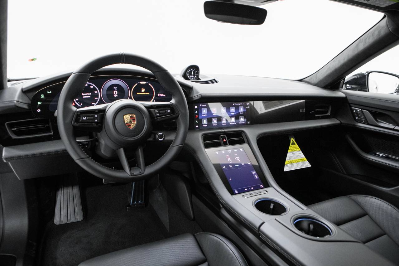 Thumbnail: 2026 Porsche Taycan - 19