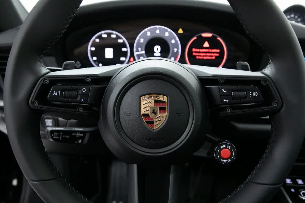 Thumbnail: 2025 Porsche 911 - 14