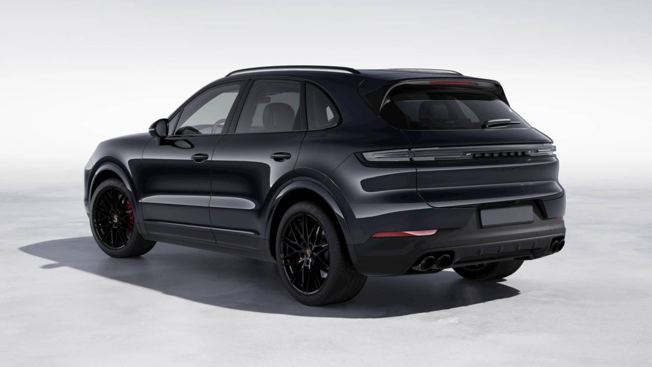 Thumbnail: 2026 Porsche Cayenne - 3