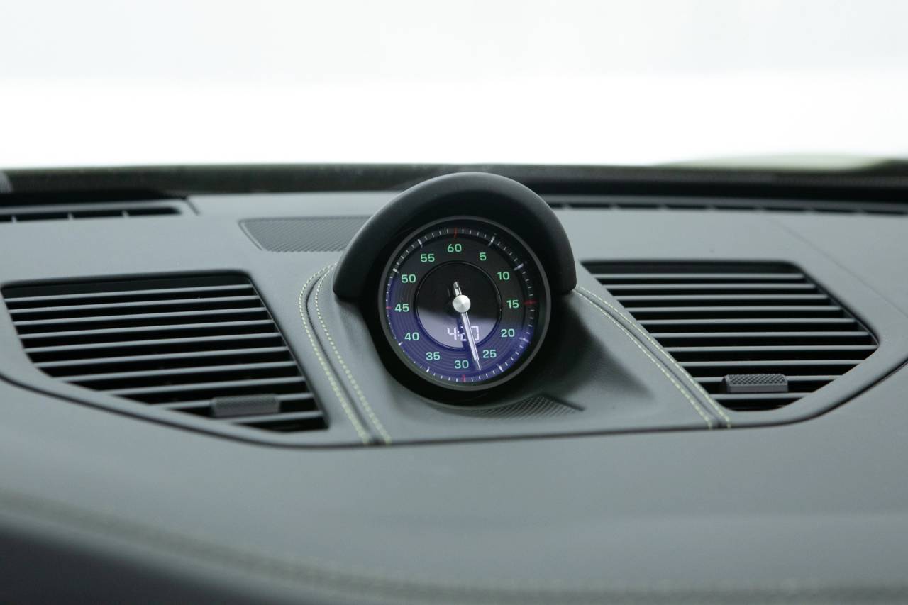 Thumbnail: 2026 Porsche 911 - 37