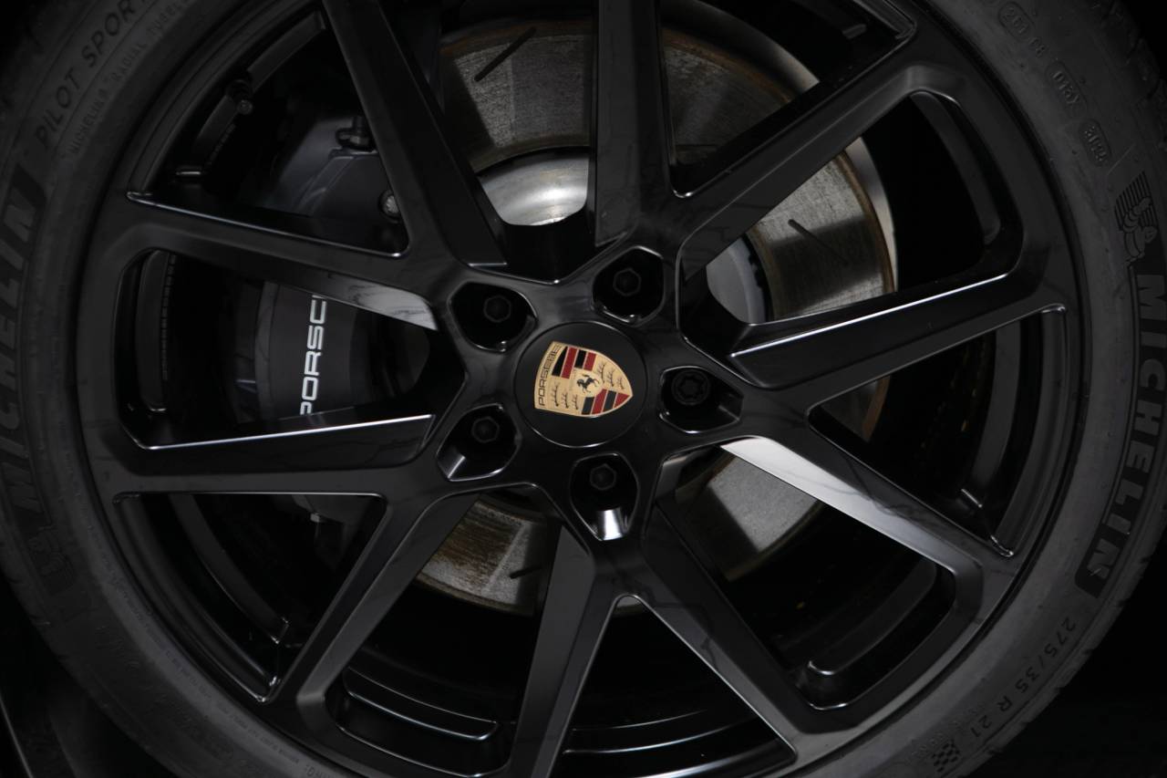 Thumbnail: 2026 Porsche Panamera - 11