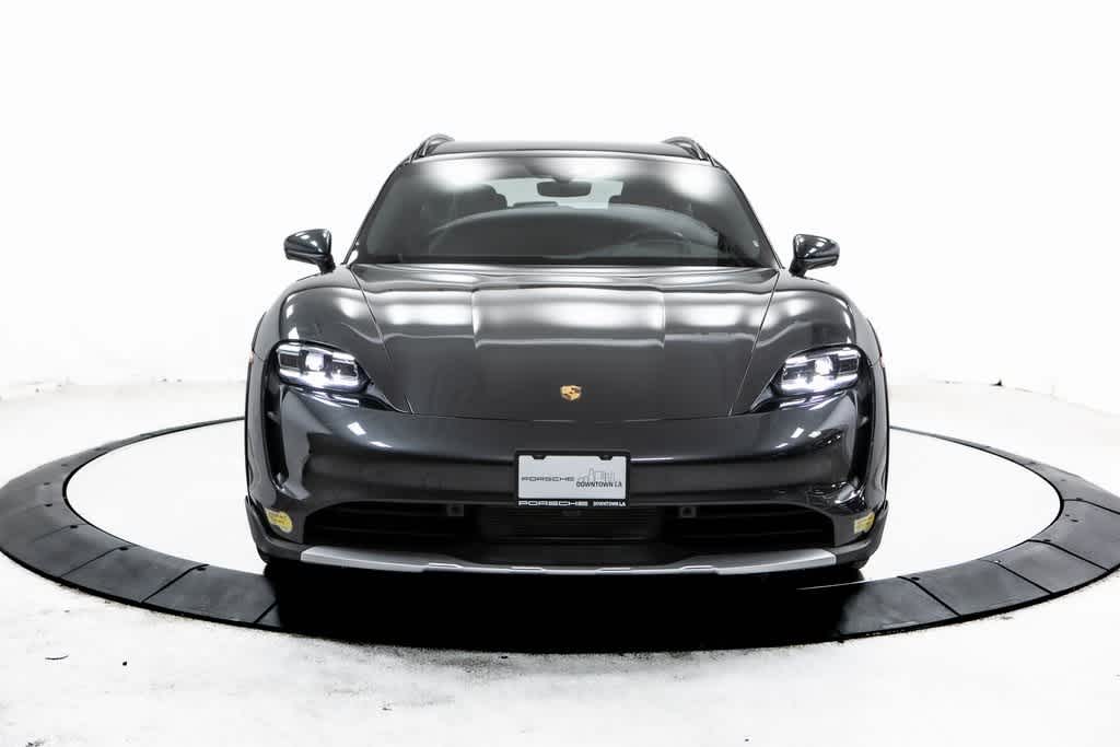 Thumbnail: 2022 Porsche Taycan - 10