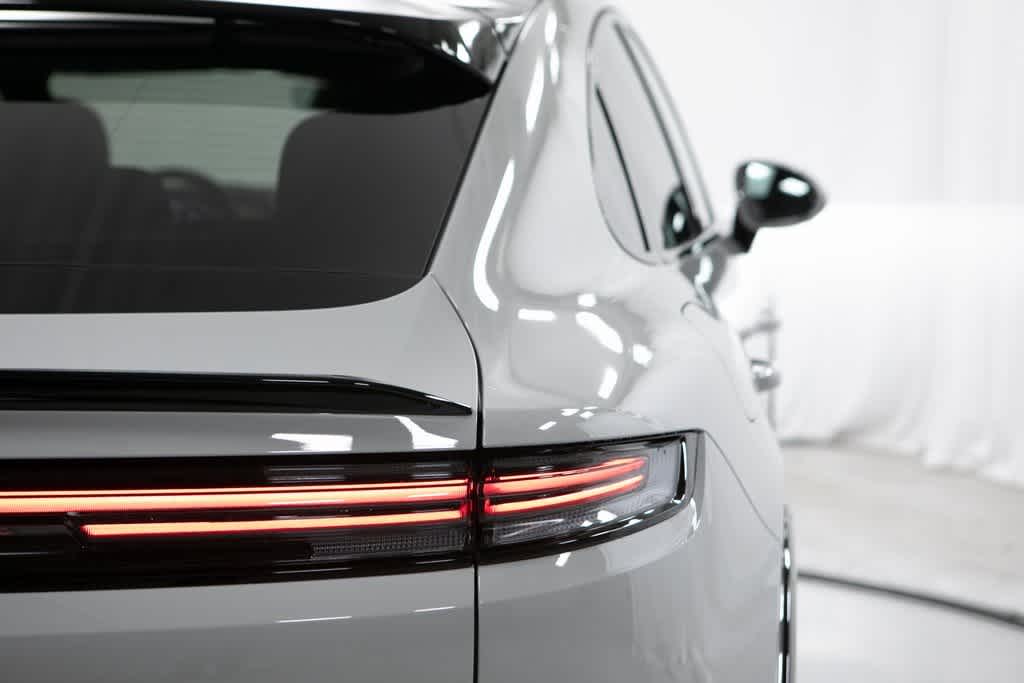 Thumbnail: 2025 Porsche  - 40