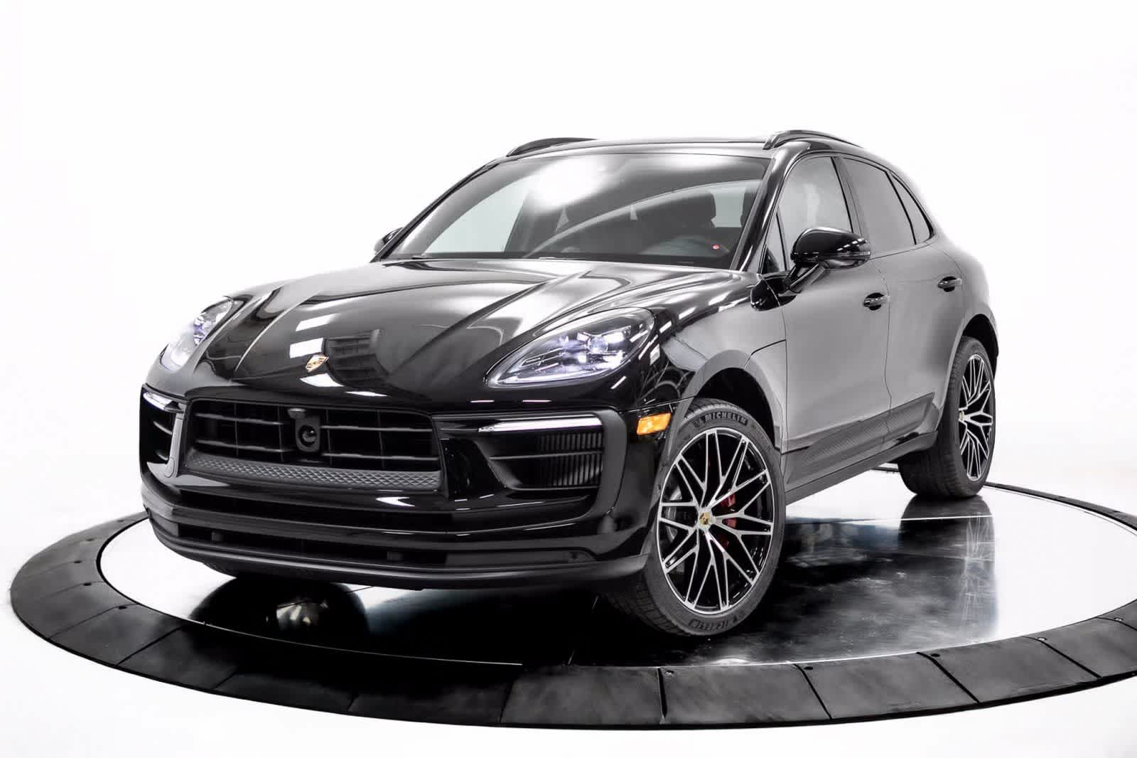 Thumbnail: 2025 Porsche Macan - 1
