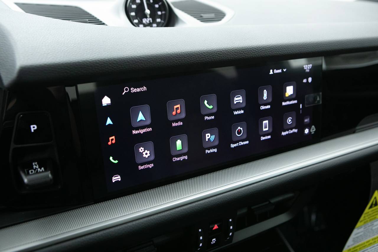 Thumbnail: 2025 Porsche Cayenne - 28