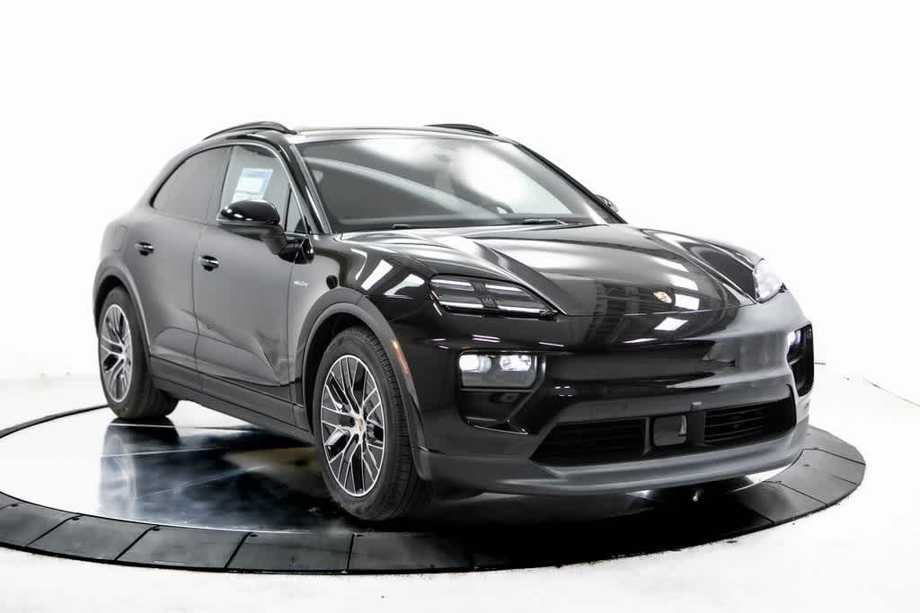 Thumbnail: 2025 Porsche Macan - 9